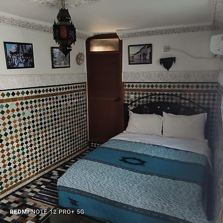Riad Amal Fes Luaran gambar