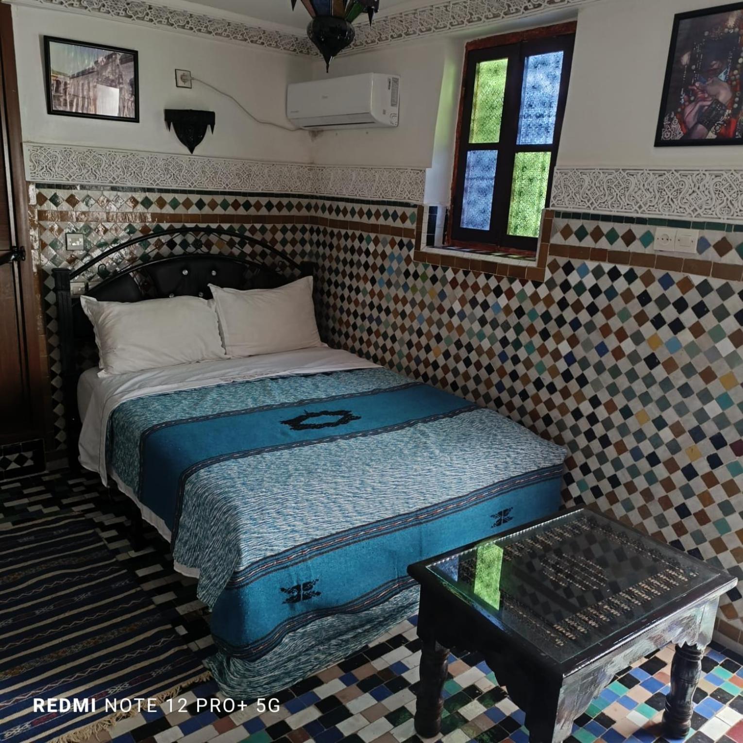 Riad Amal Fes Luaran gambar